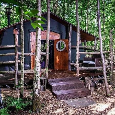 Cosy Woodland Romantic Retreat With Log Fires And Nature Sturry Exterior foto